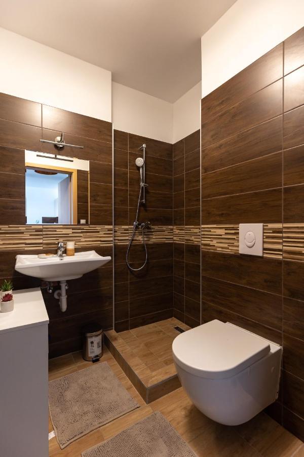Leo Apartment Budapest Eksteriør billede