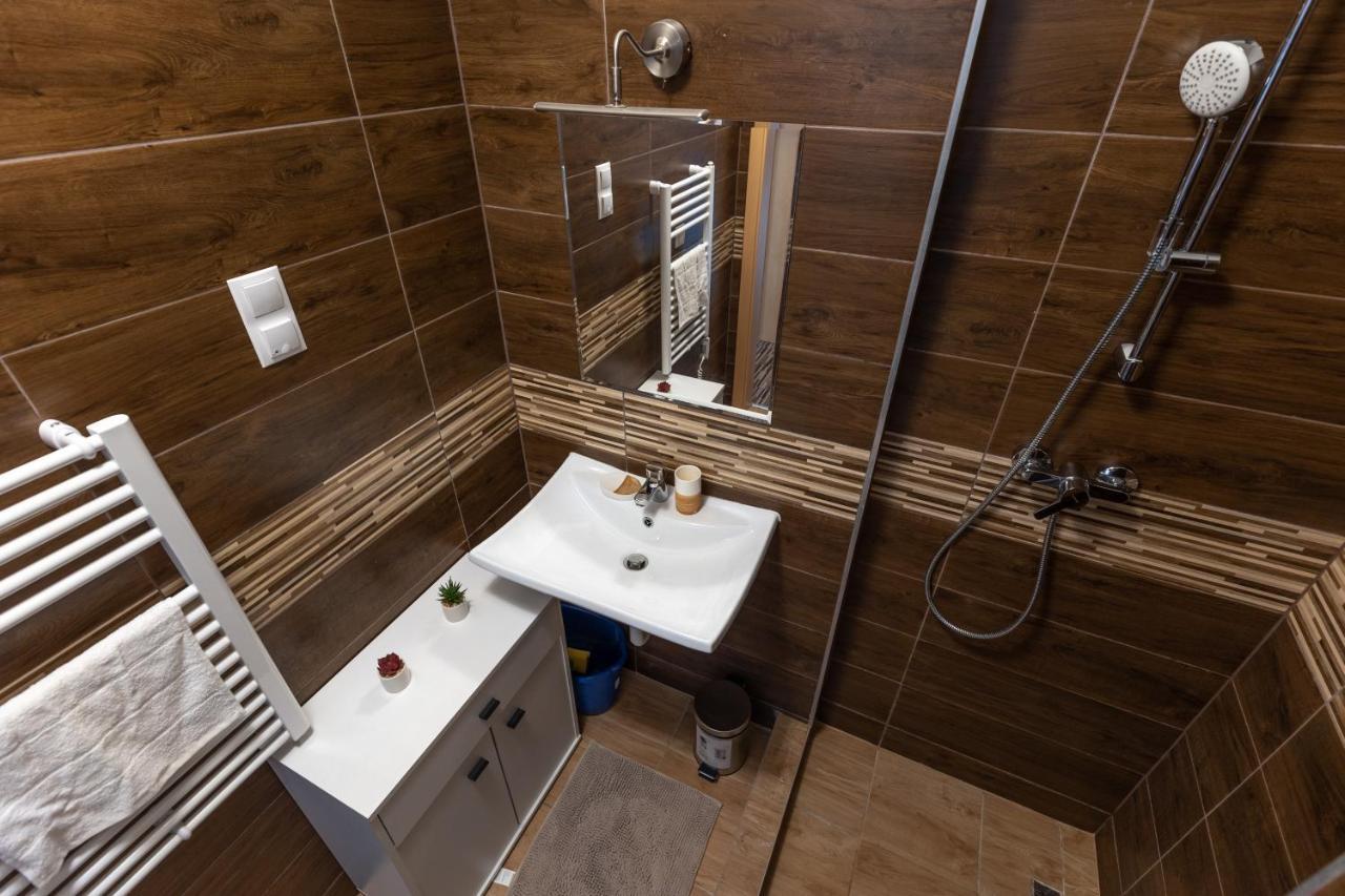 Leo Apartment Budapest Eksteriør billede